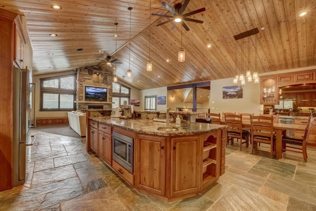 Photo of Kitchen in Tahoe Paradise