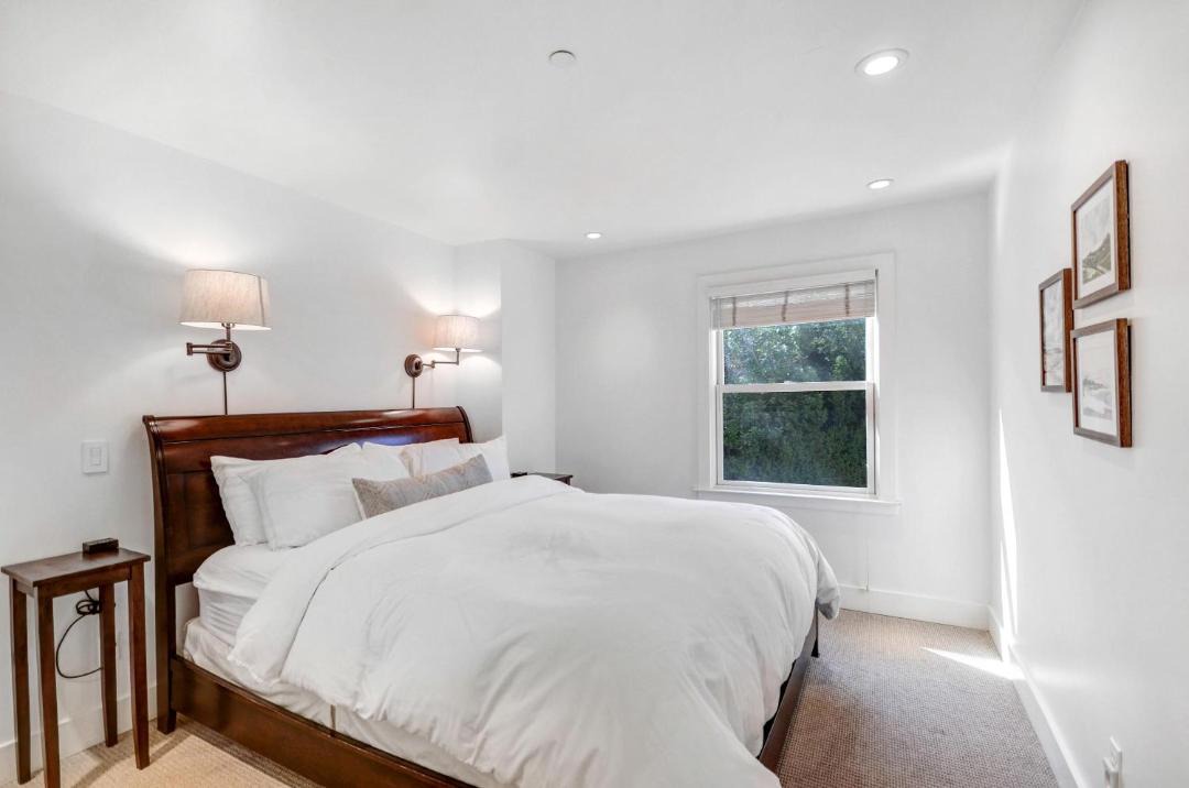 Photo of Bedroom in Sonoma