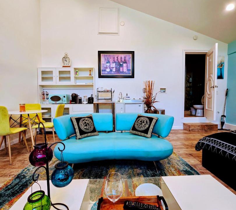 Photo of Livingroom in Reseda