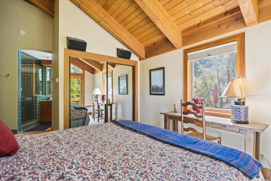 Photo of Bedroom in Alpine Meadows