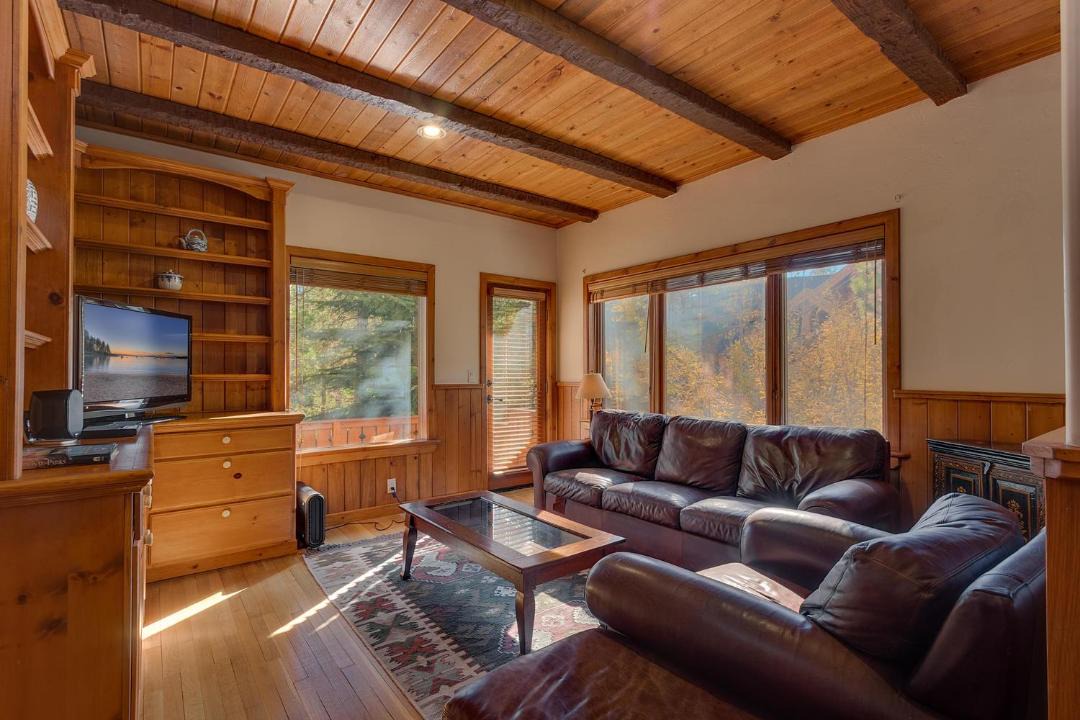 Photo of Livingroom in Olympic Valley
