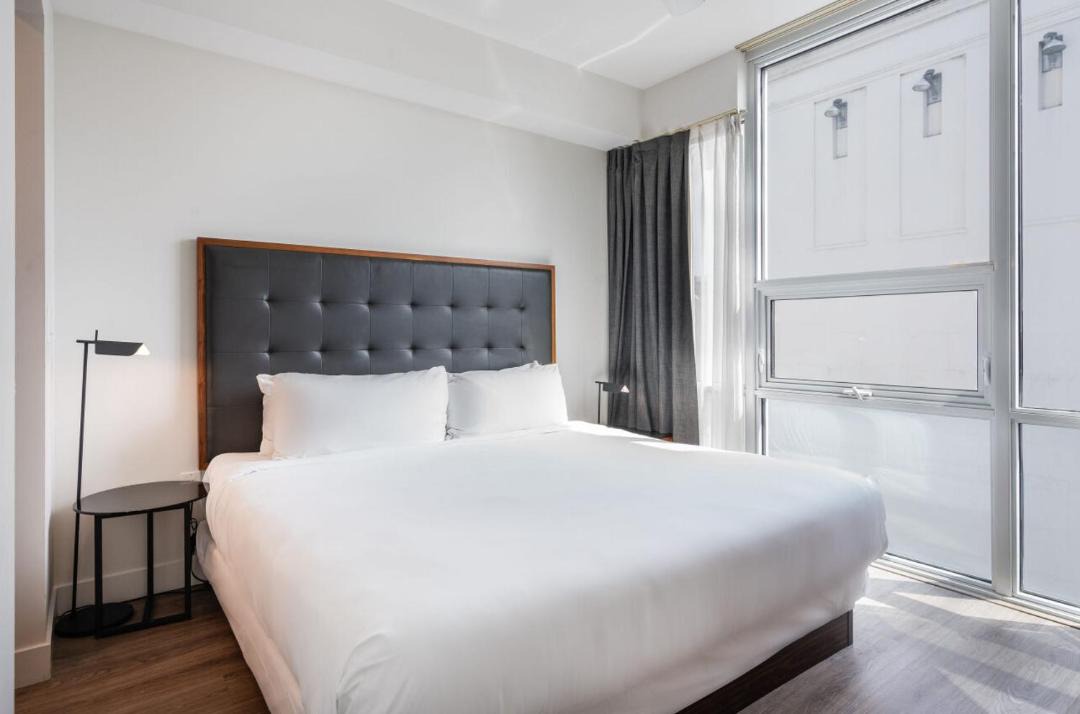 Photo of Bedroom in Downtown Los Angeles