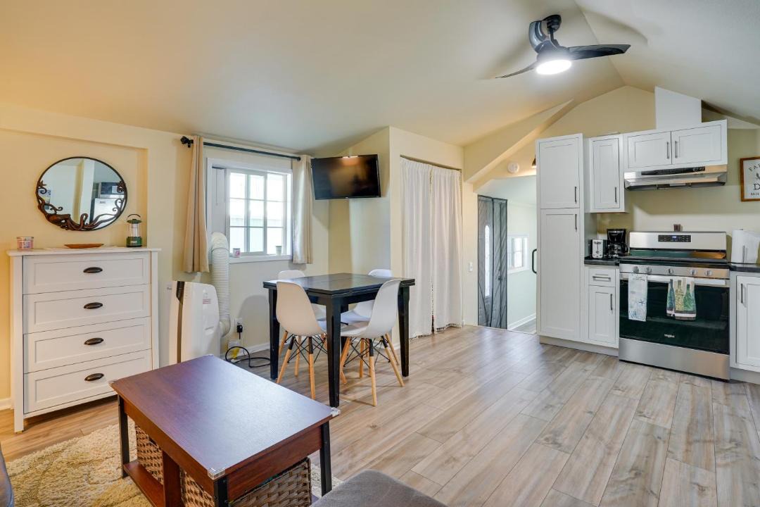 Photo of Livingroom in Avalon