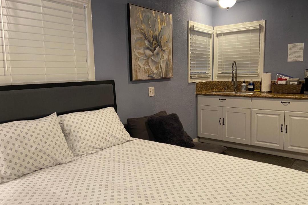 Photo of Bedroom in Arden-Arcade