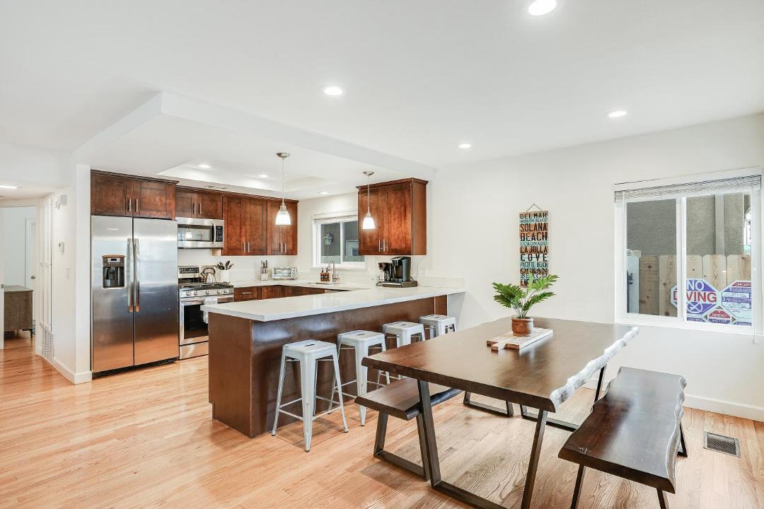 Photo of Livingroom in South Mission Beach