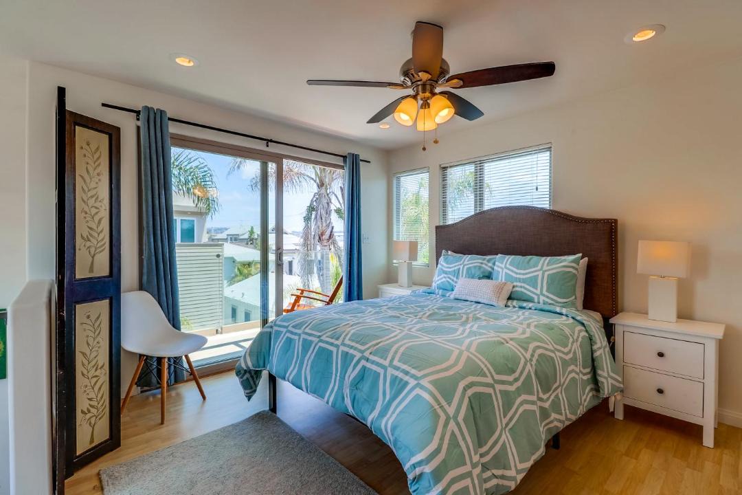 Photo of Bedroom in Mission Beach