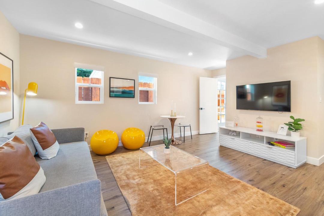 Photo of Livingroom in Ocean Beach