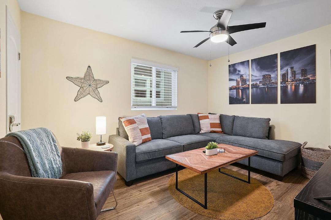 Photo of Livingroom in South Mission Beach
