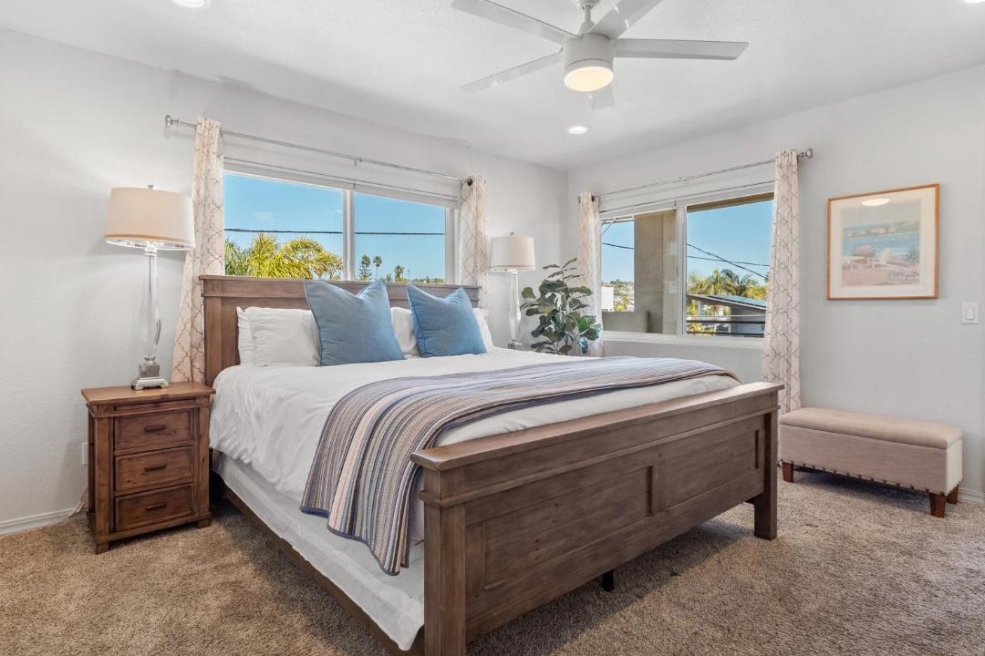 Photo of Bedroom in Pacific Beach