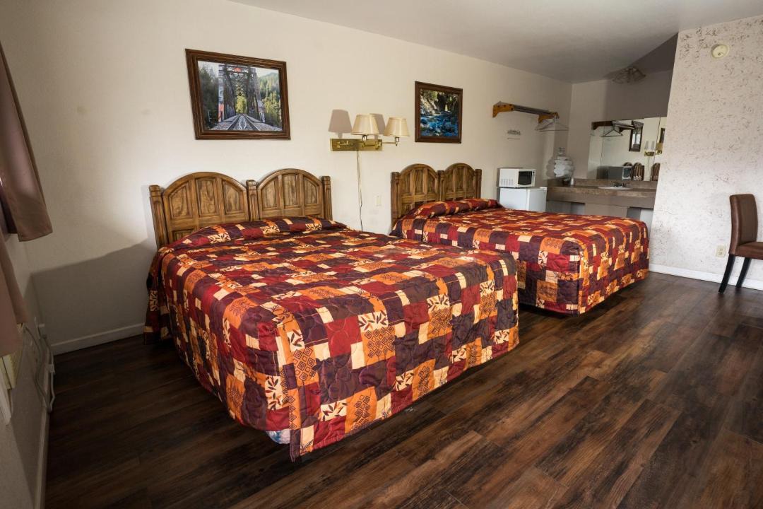 Photo of Bedroom in Lakehead-Lakeshore
