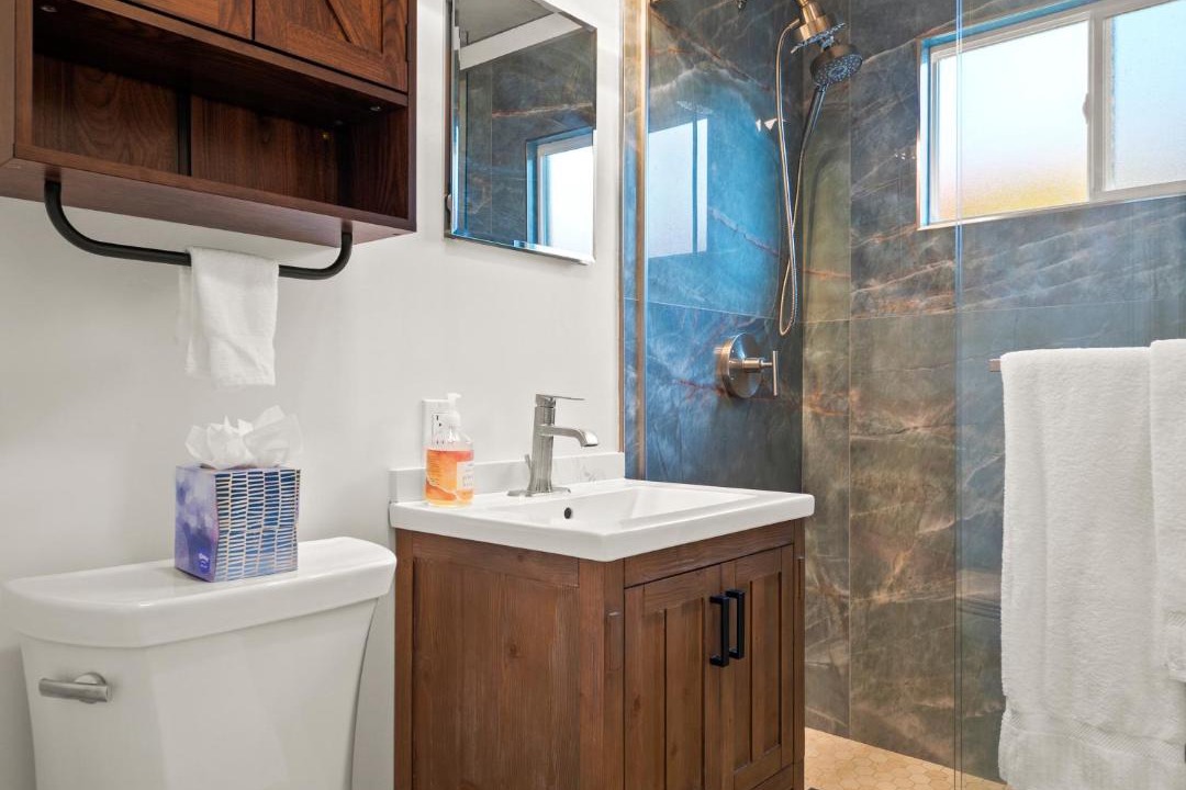 Photo of Bathroom in Bay Park