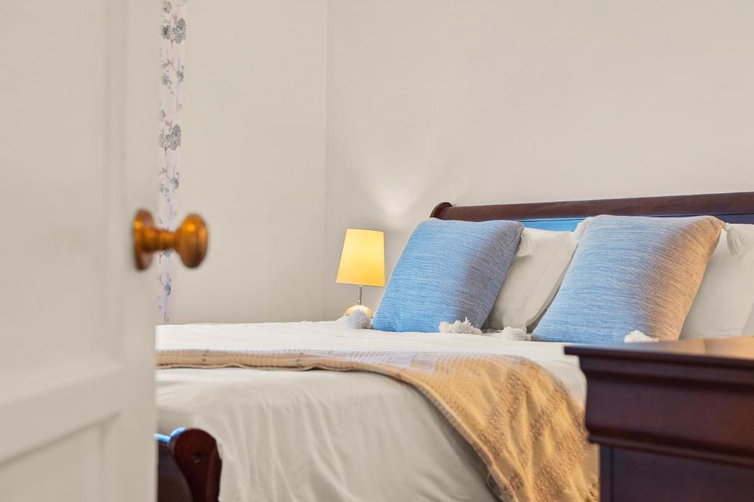 Photo of Bedroom in Bay Park