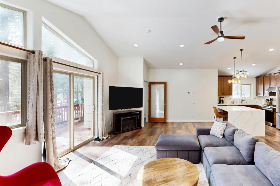 Photo of Livingroom in Kings Beach