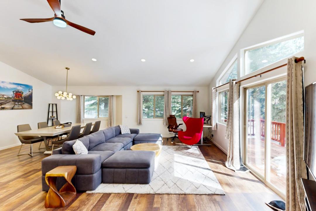 Photo of Livingroom in Kings Beach