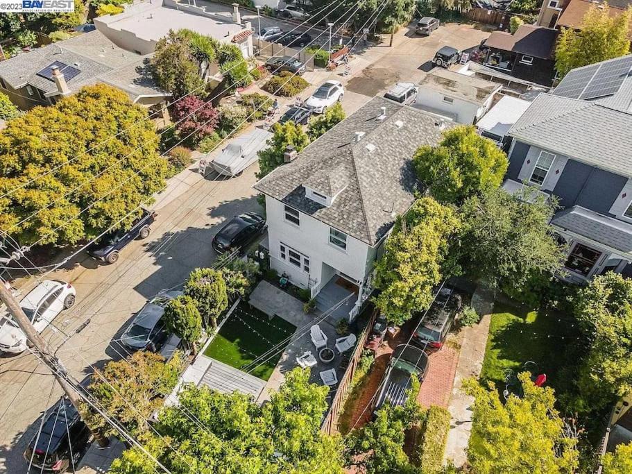 Photo of Others in Piedmont Avenue