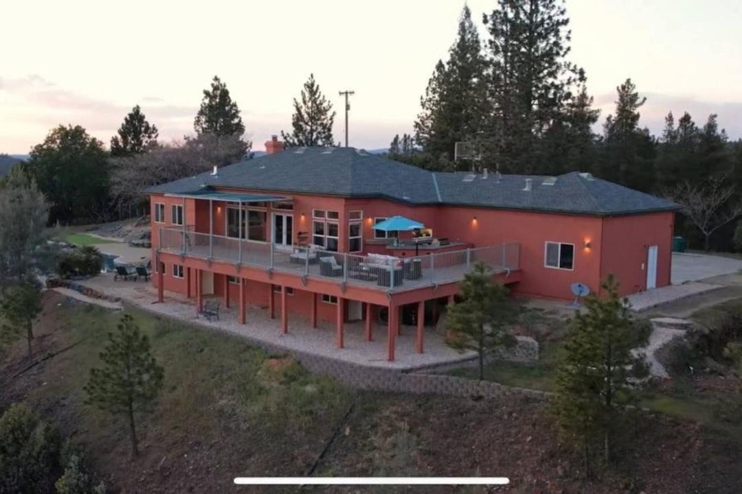 Photo of Buildings in Placerville