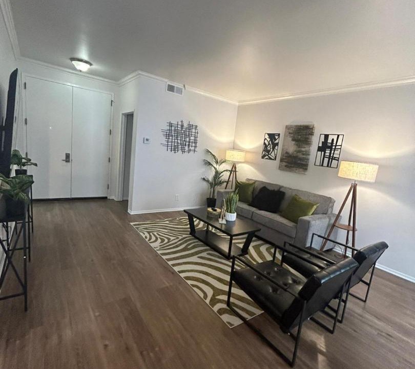Photo of Livingroom in Beverly Grove