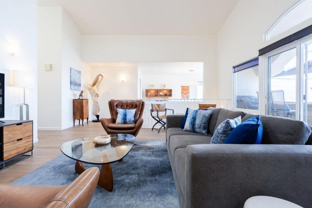 Photo of Livingroom in Sunset Cliffs