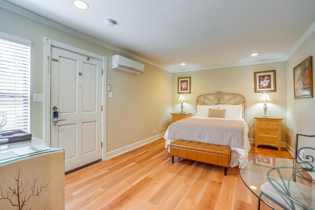 Photo of Bedroom in Napa