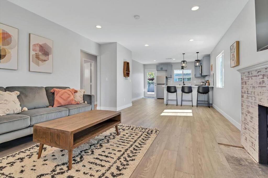 Photo of Livingroom in Normal Heights