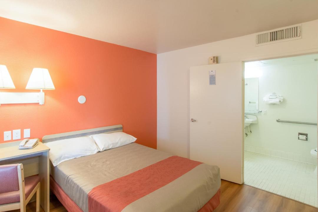 Photo of Bedroom in Redding