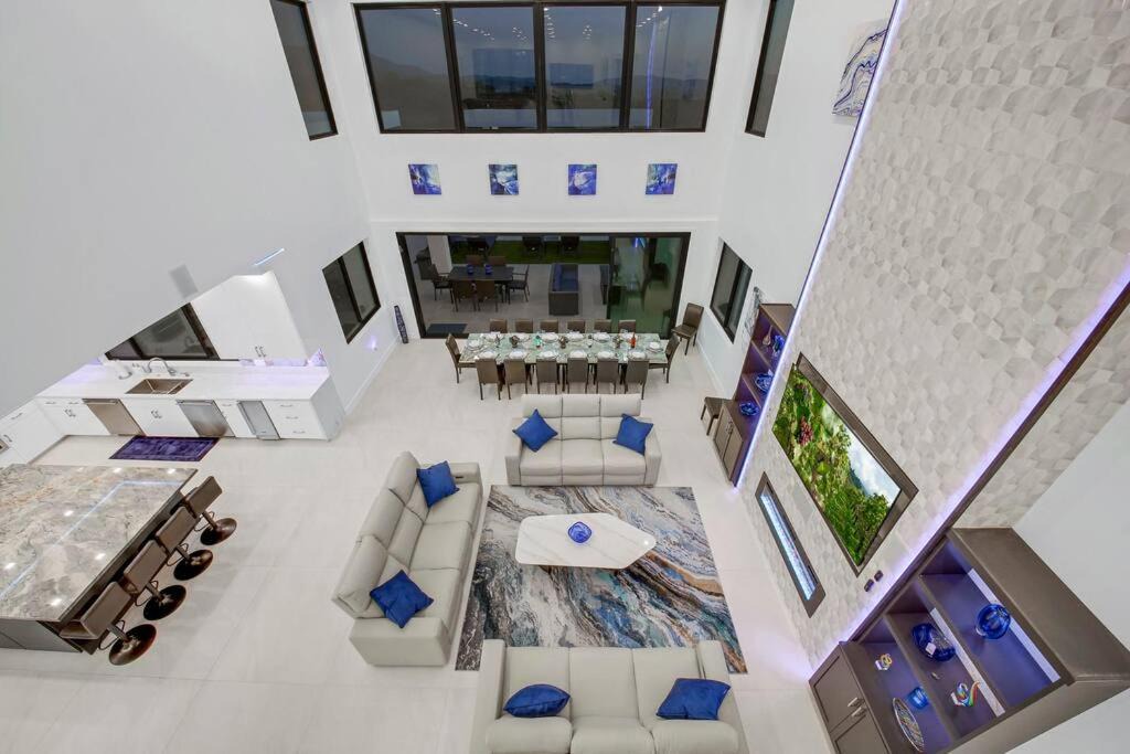 Photo of Livingroom in Temecula