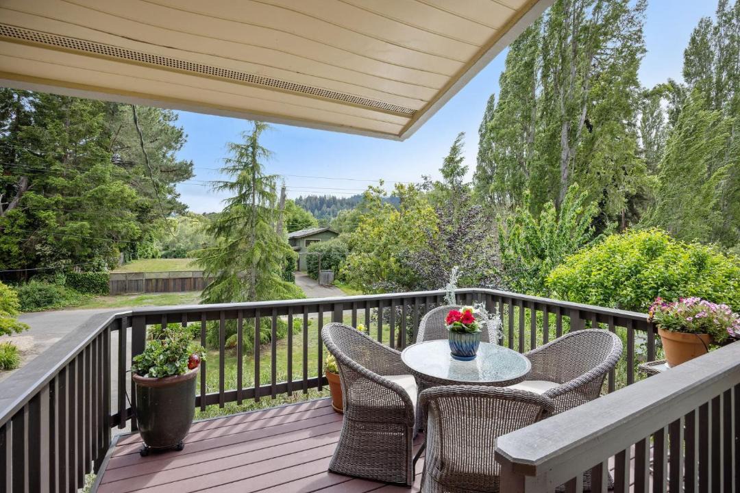 Photo of Patio Balcony in Monte Rio