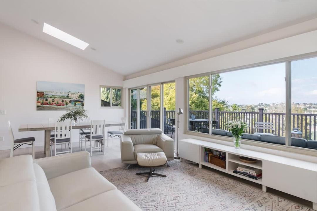 Photo of Livingroom in La Mesa