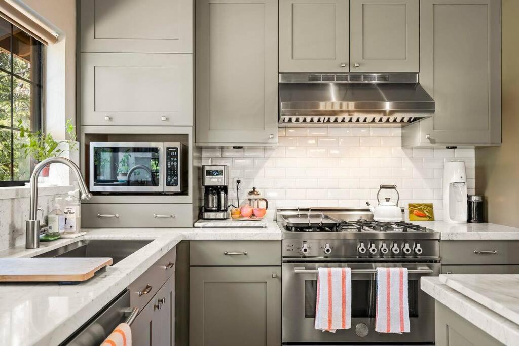 Photo of Kitchen in Kings Beach