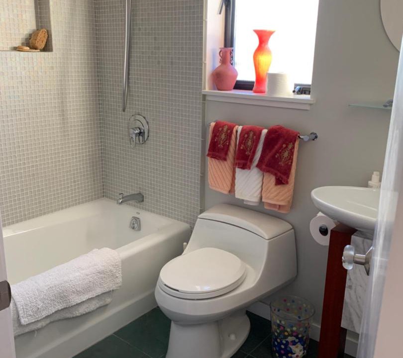 Photo of Bathroom in Point Richmond