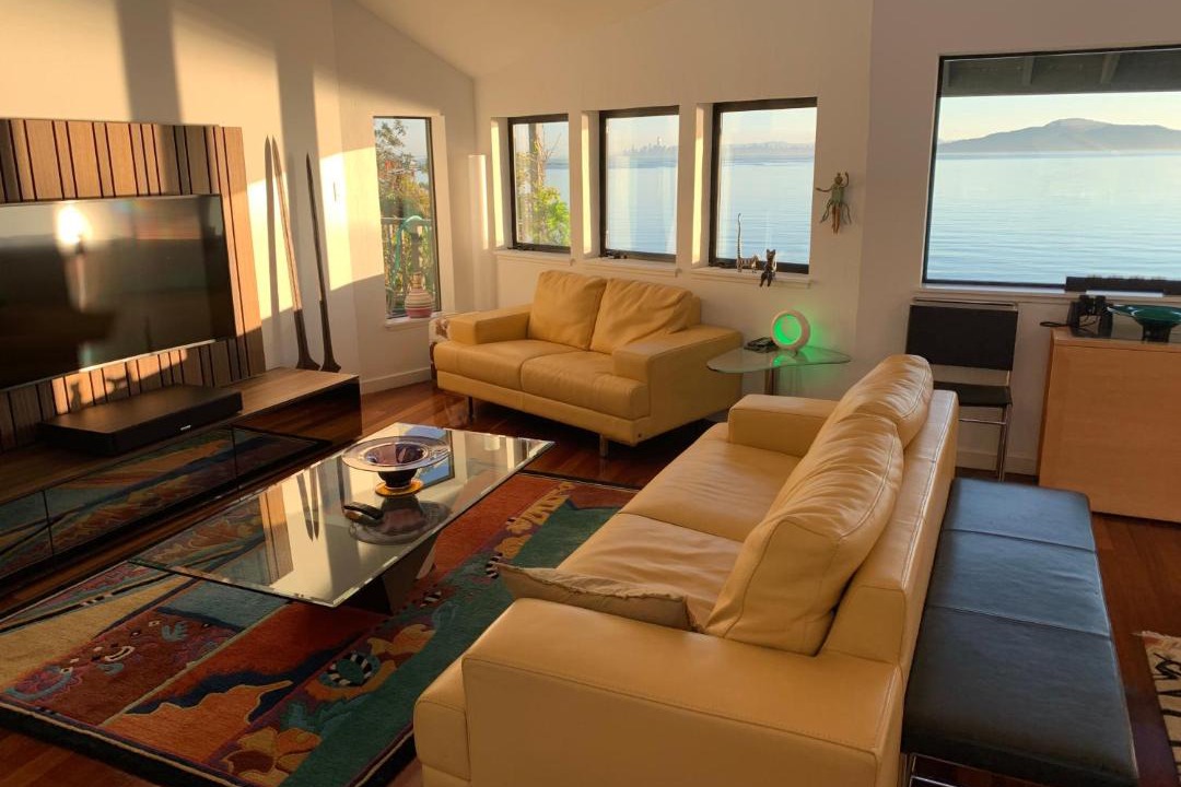 Photo of Livingroom in Point Richmond