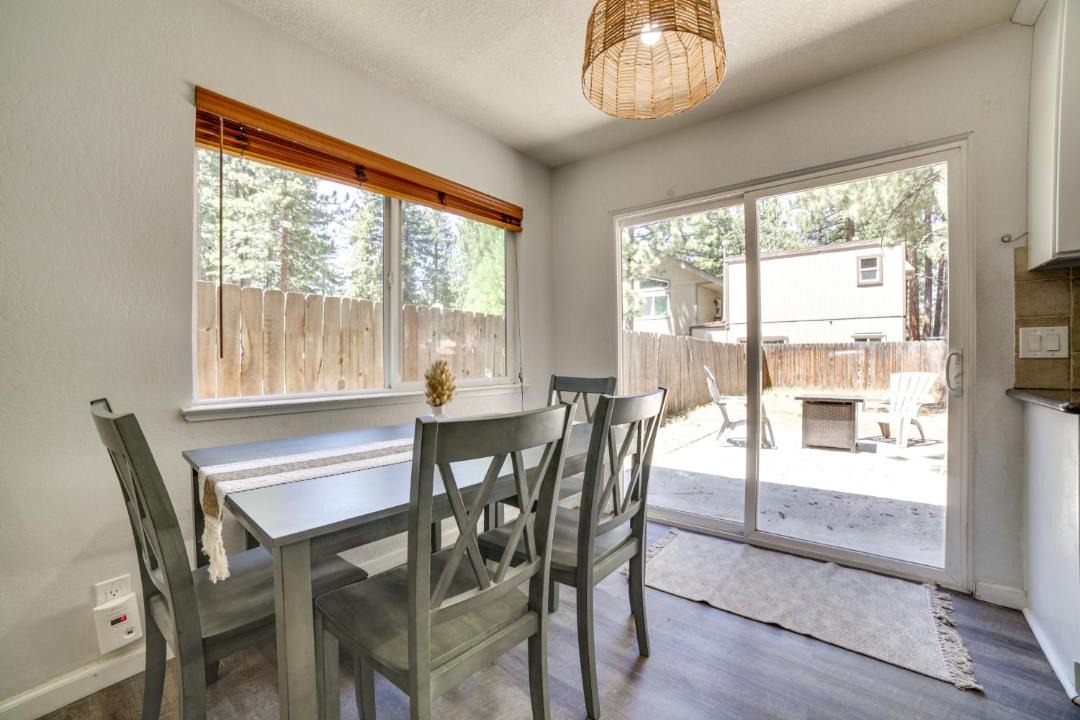Photo of Livingroom in Al Tahoe