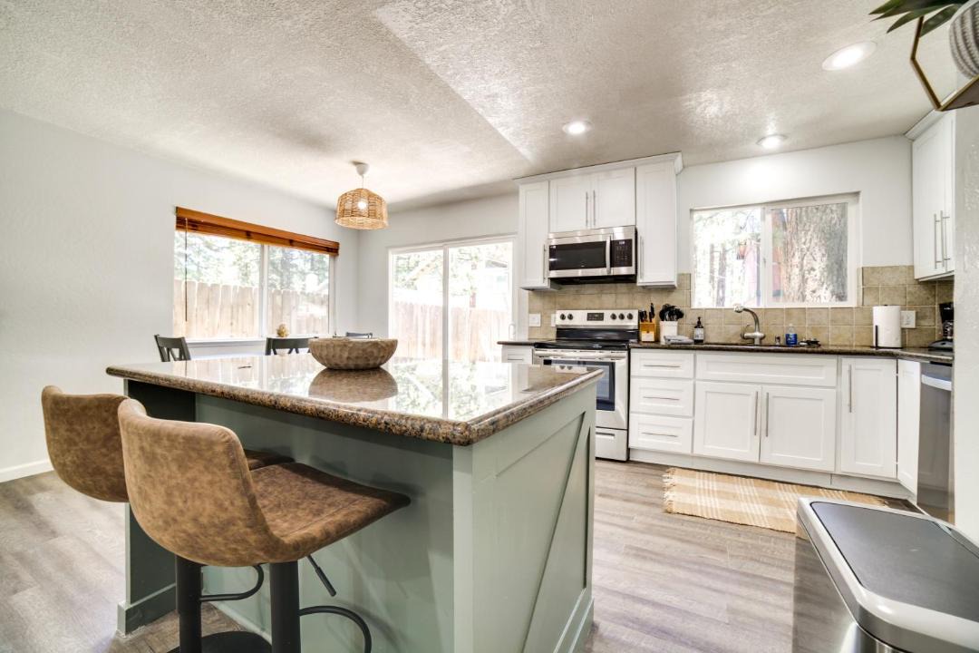 Photo of Kitchen in Al Tahoe