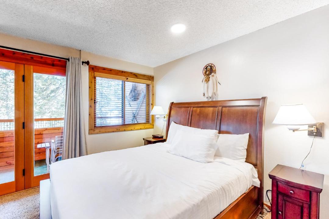 Photo of Bedroom in Tahoe Woods