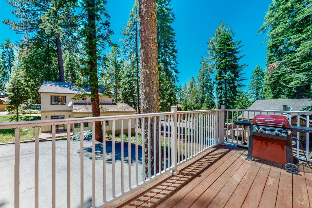 Photo of Patio Balcony in Yosemite National Park