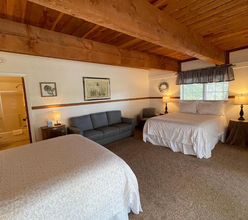 Photo of Bedroom in Groveland
