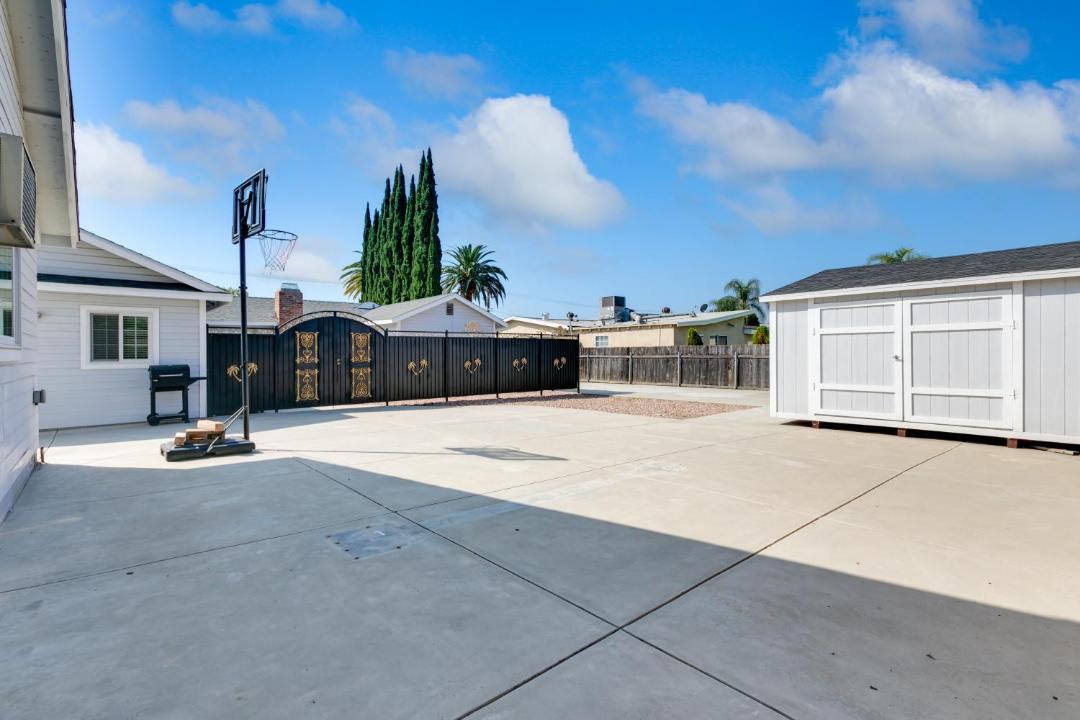 Photo of Buildings in Charter Oak