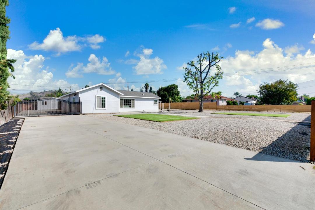Photo of Buildings in Charter Oak