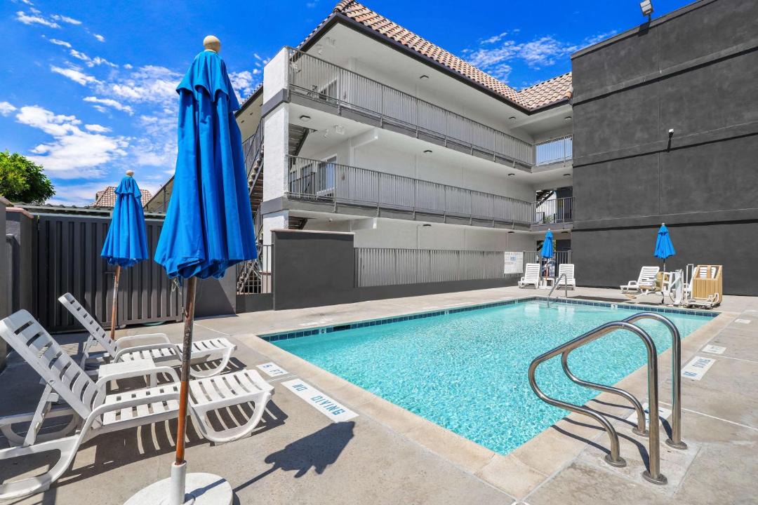 Photo of Patio Balcony in Central Escondido