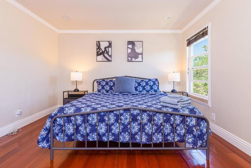 Photo of Bedroom in Vallejo