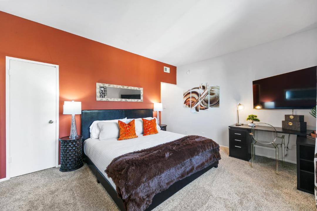 Photo of Bedroom in Beverly Grove