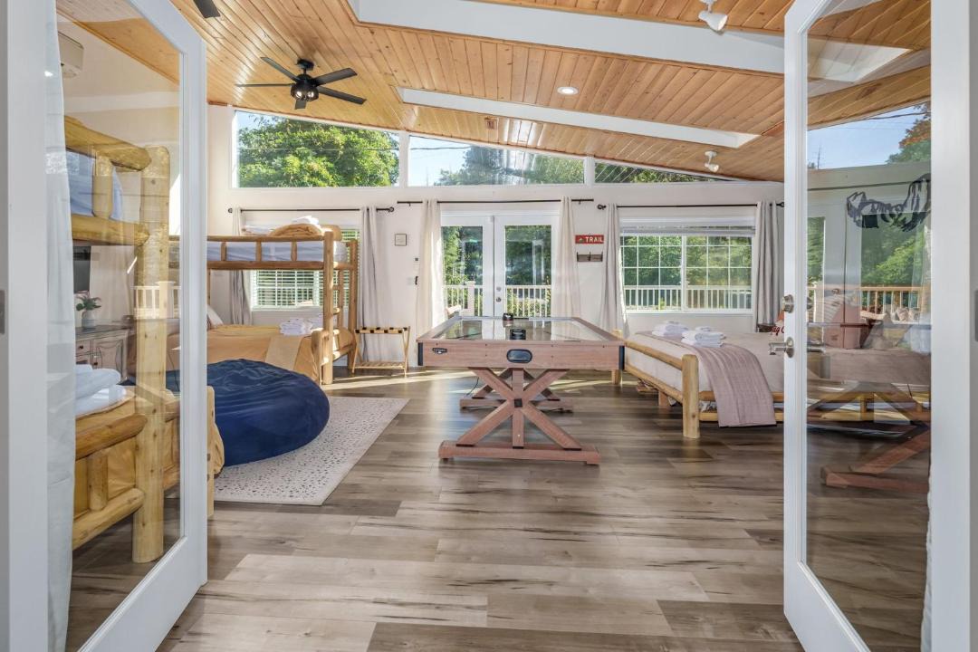 Photo of Livingroom in Oakhurst