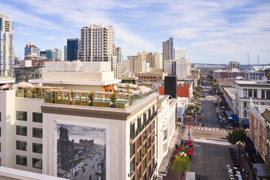 Photo of Others in Gaslamp Quarter