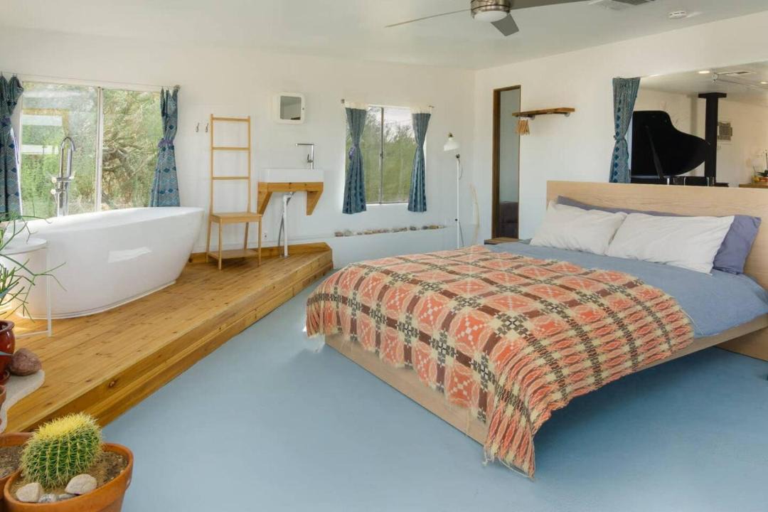 Photo of Bedroom in Twentynine Palms