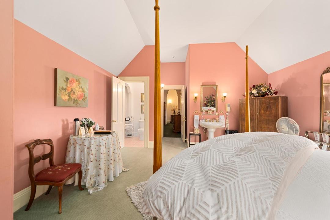 Photo of Bedroom in Santa Rosa