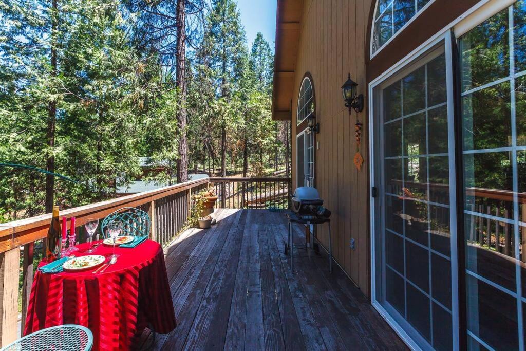 Photo of Others in Mariposa