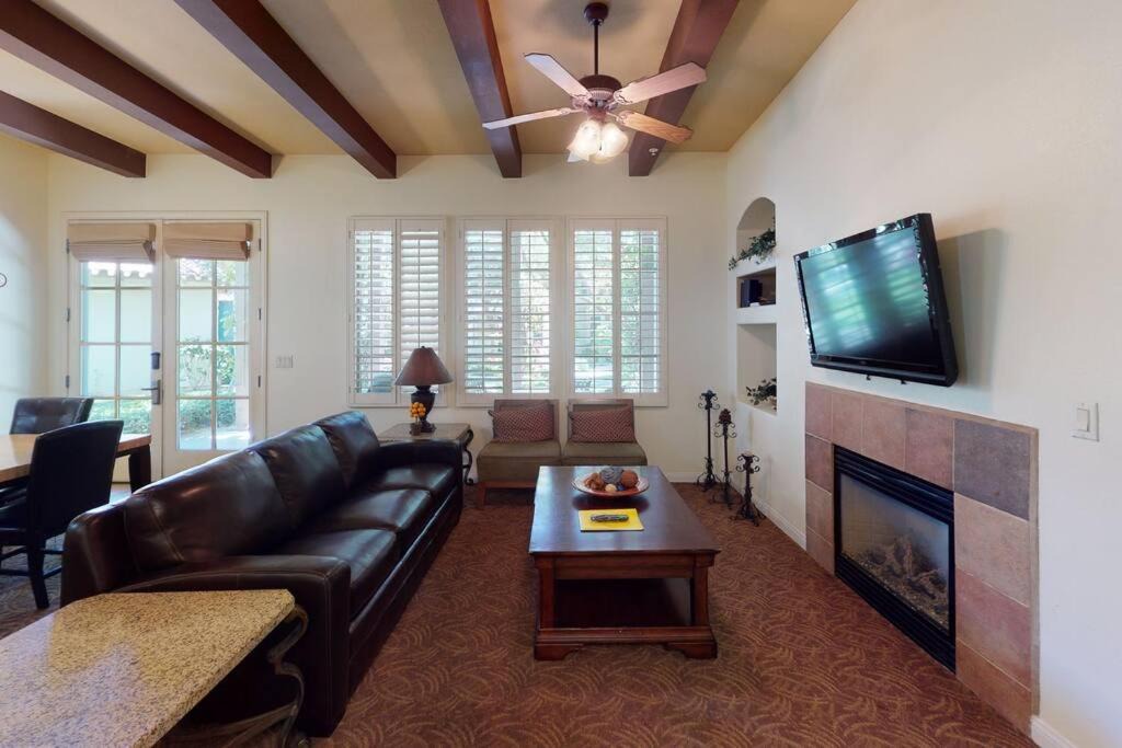 Photo of Livingroom in La Quinta