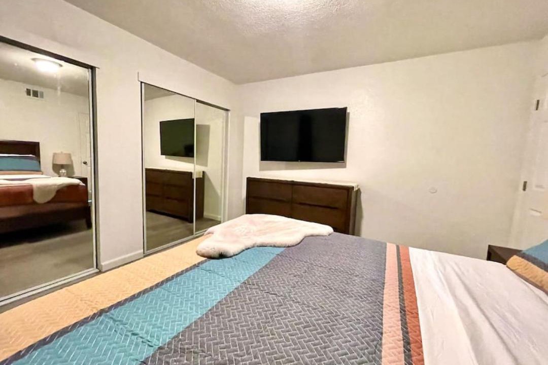 Photo of Bedroom in Downtown Sacramento
