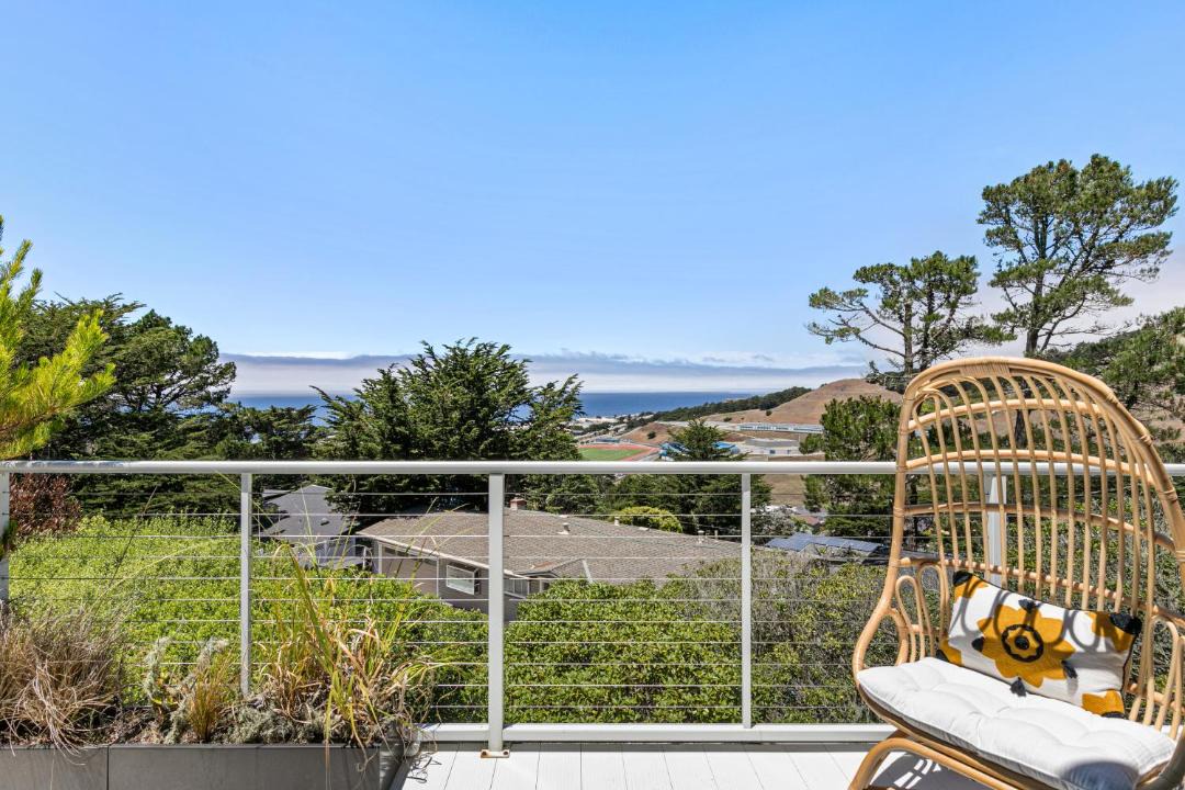 Photo of Patio Balcony in Sharp Park