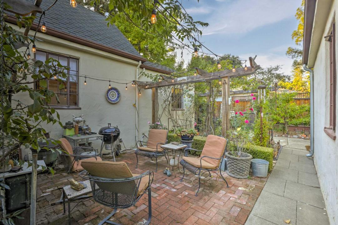 Photo of Others in West Menlo Park